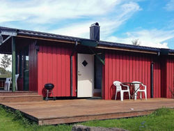 Two-Bedroom Holiday home in Lyngdal 1