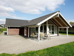 Four-Bedroom Holiday home in Juelsminde 1