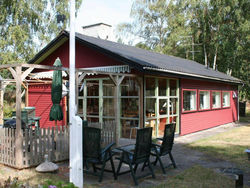 Two-Bedroom Holiday home in Aakirkeby 7