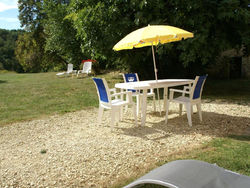 Vintage Holiday Home in Berbiguieres near the Forest