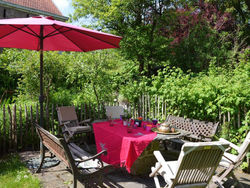 Enchanting Cottage in Comblain-Fairon with Terrace, Garden